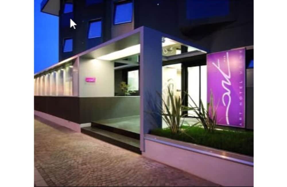 Art Hotel Udine Esterno foto